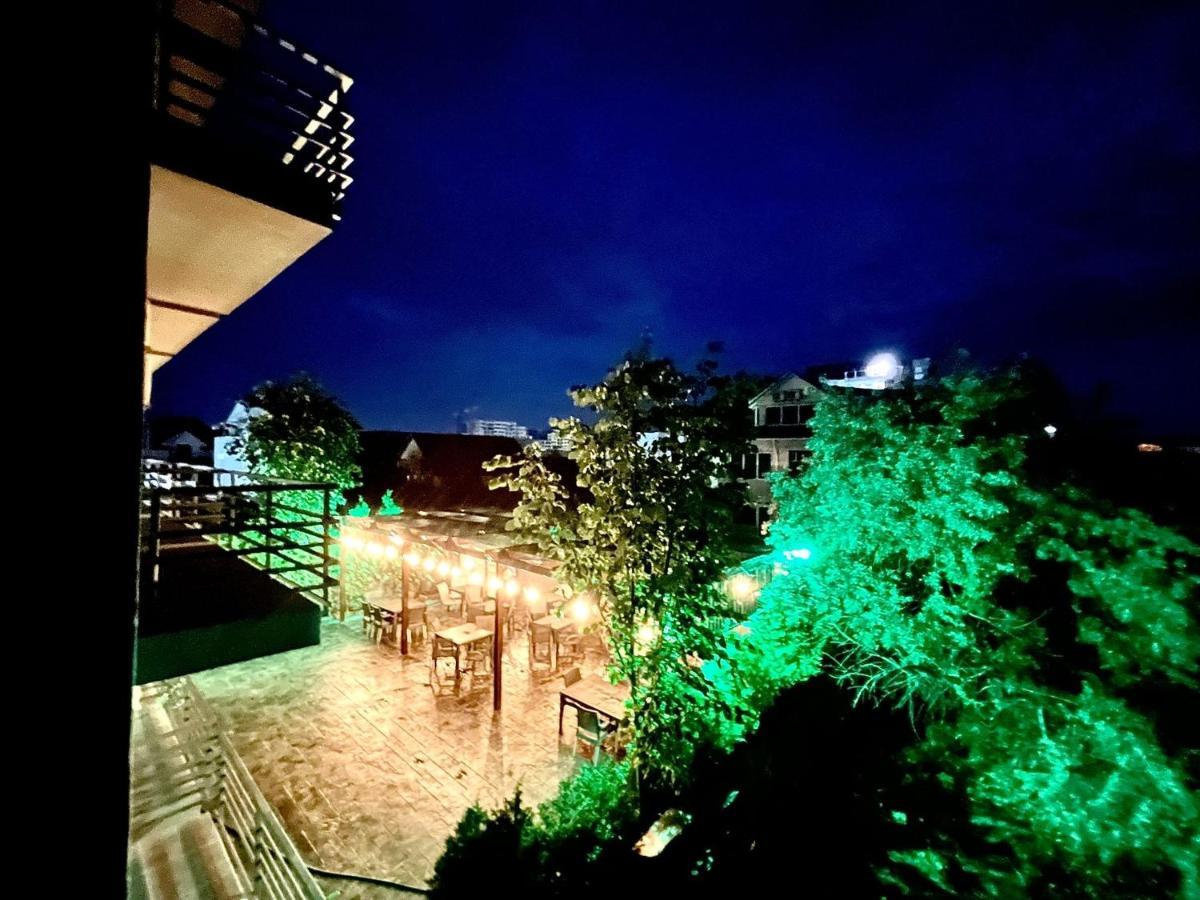 Hotel Sweet Navodari Exterior photo