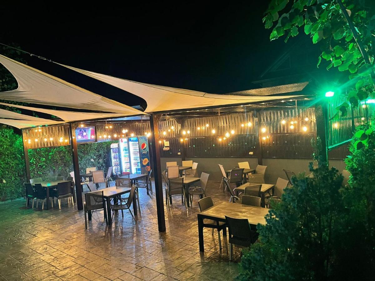 Hotel Sweet Navodari Exterior photo