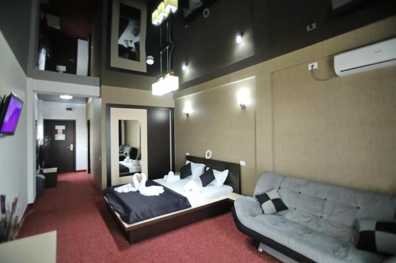 Hotel Sweet Navodari Exterior photo